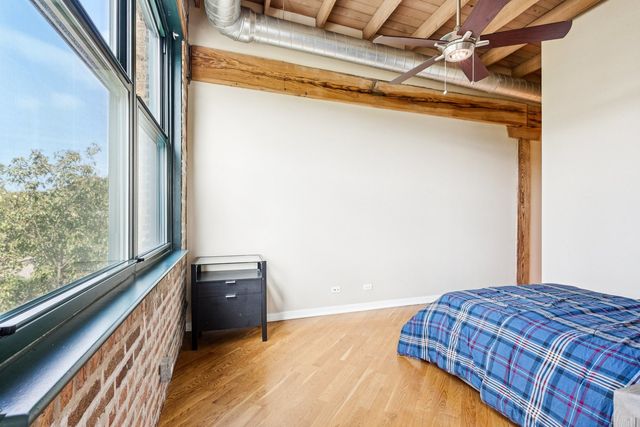 3201 N Ravenswood Avenue 301, Chicago, IL 60657