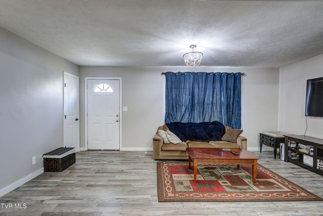 1504 Forest View Drive, Kingsport, TN 37660