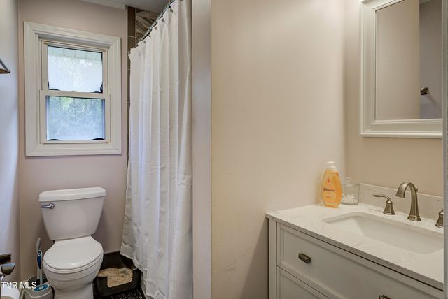 1504 Forest View Drive, Kingsport, TN 37660