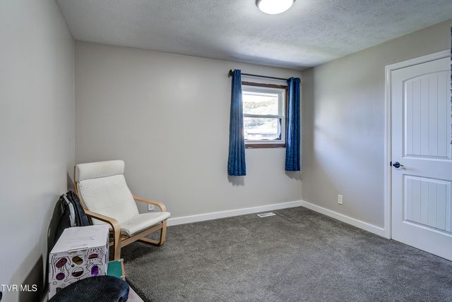 1504 Forest View Drive, Kingsport, TN 37660