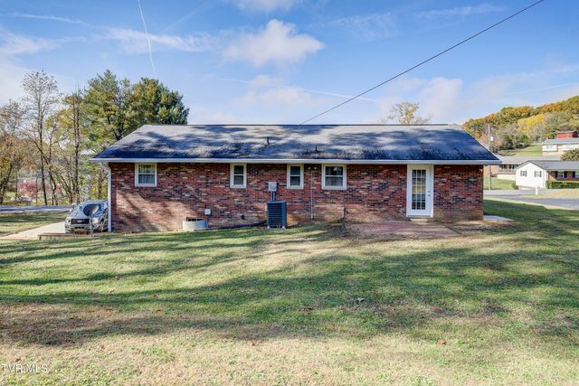 1504 Forest View Drive, Kingsport, TN 37660