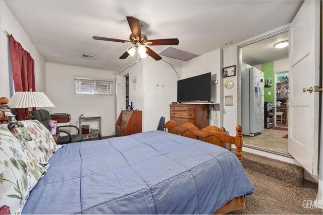 1016 El Tejon Avenue, Bakersfield, CA 93308