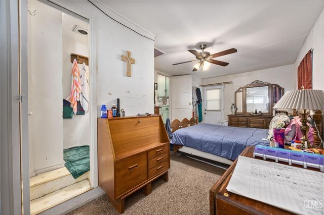 1016 El Tejon Avenue, Bakersfield, CA 93308