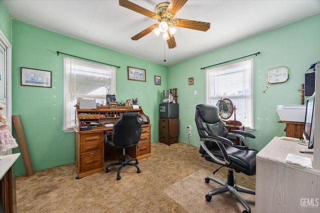 1016 El Tejon Avenue, Bakersfield, CA 93308