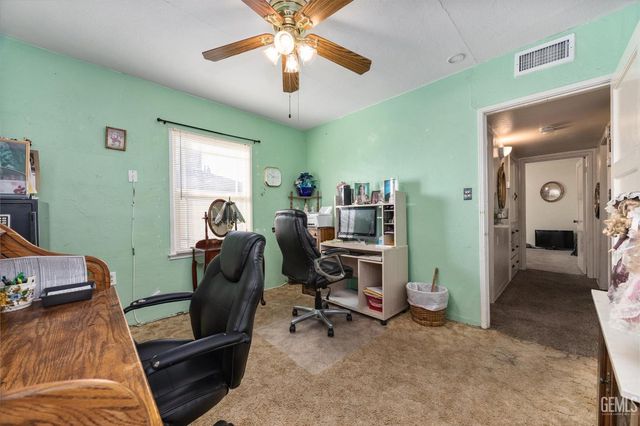 1016 El Tejon Avenue, Bakersfield, CA 93308