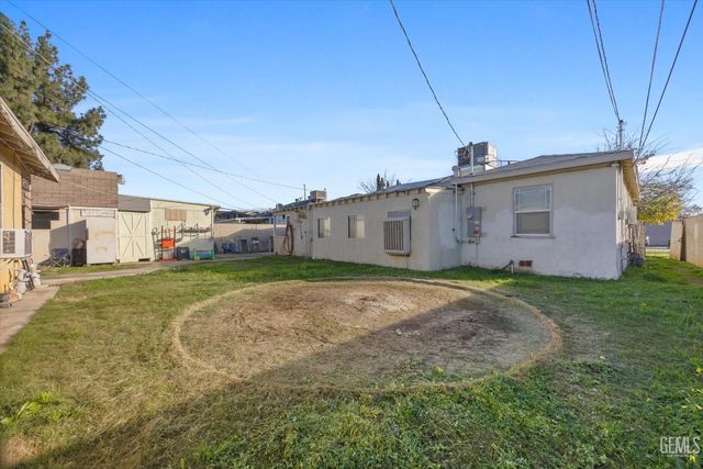 1016 El Tejon Avenue, Bakersfield, CA 93308