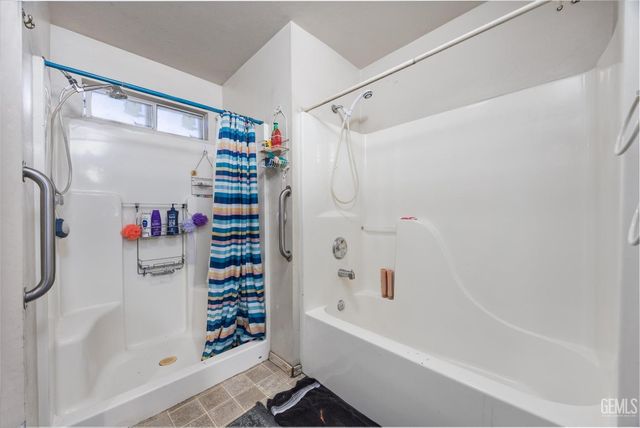 1016 El Tejon Avenue, Bakersfield, CA 93308