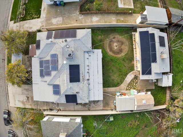 1016 El Tejon Avenue, Bakersfield, CA 93308