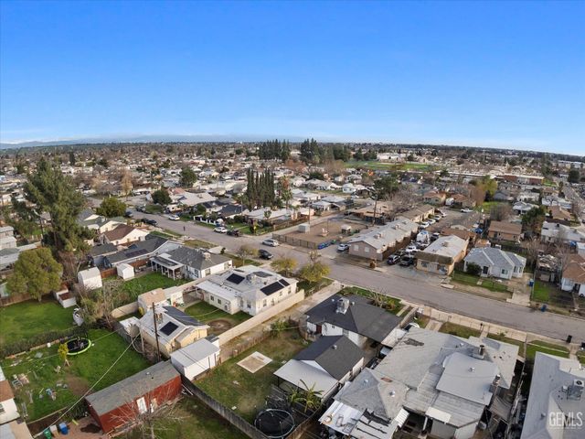 1016 El Tejon Avenue, Bakersfield, CA 93308