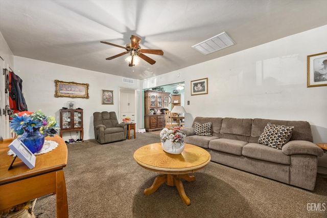 1016 El Tejon Avenue, Bakersfield, CA 93308