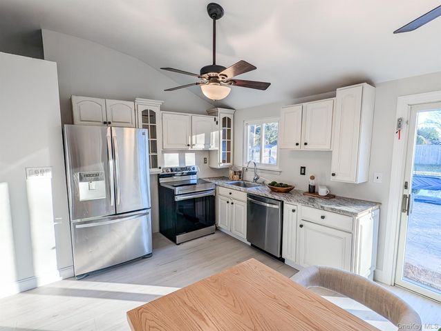 20 Ridge Haven Drive, Ridge, NY 11961