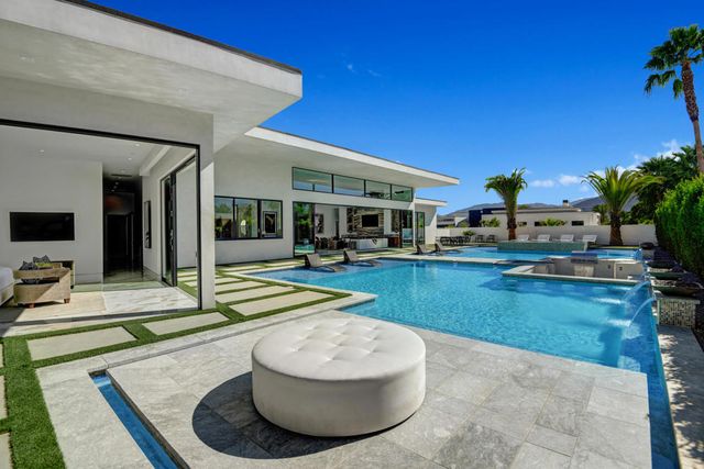 3 Bravo Court, Rancho Mirage, CA 92270