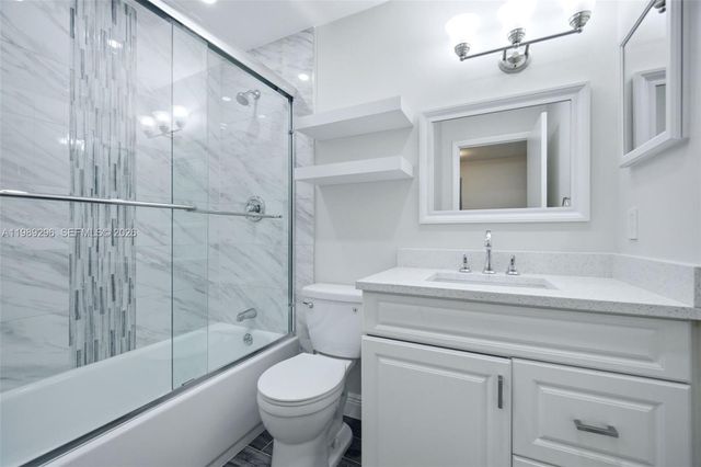 2074 Champions Way, North Lauderdale, FL 33068