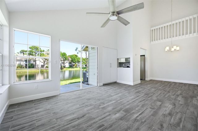 2074 Champions Way, North Lauderdale, FL 33068