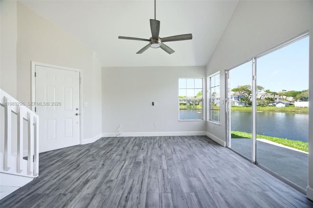 2074 Champions Way, North Lauderdale, FL 33068