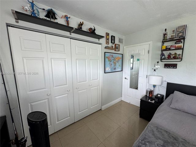 14036 SW 90th Avenue 201AA, Miami, FL 33176