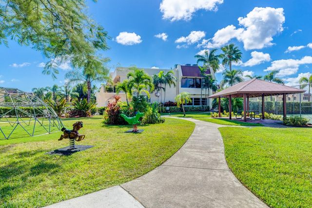 14036 SW 90th Avenue 201AA, Miami, FL 33176