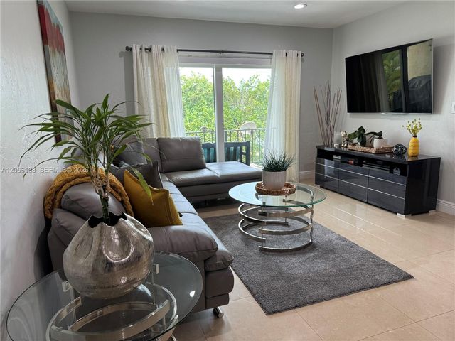 14036 SW 90th Avenue 201AA, Miami, FL 33176