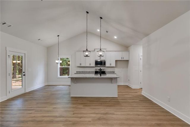391 Relay Road, Silver Creek, GA 30173