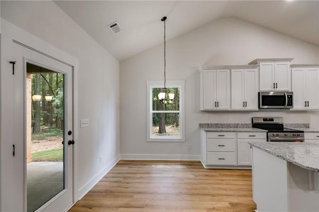 391 Relay Road, Silver Creek, GA 30173