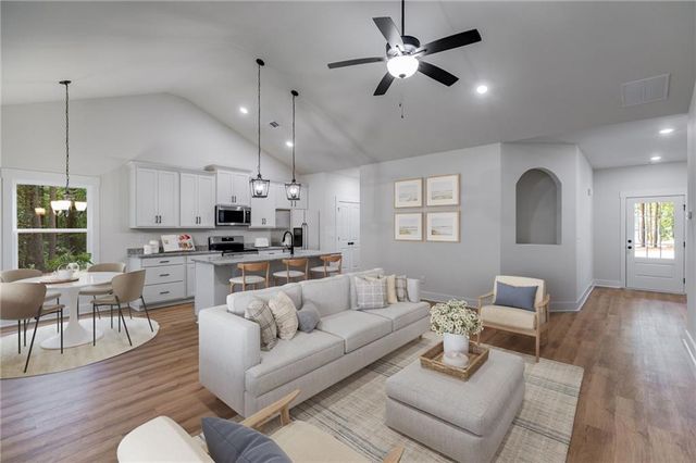 391 Relay Road, Silver Creek, GA 30173