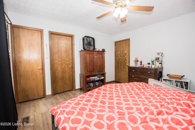 2801 Lexham Rd, Louisville, KY 40220