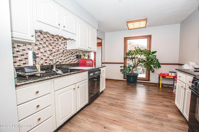 2801 Lexham Rd, Louisville, KY 40220