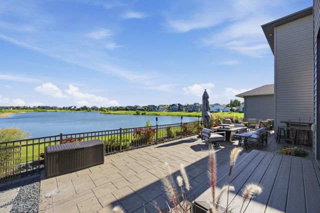 1467 75th Avenue S, Fargo, ND 58104