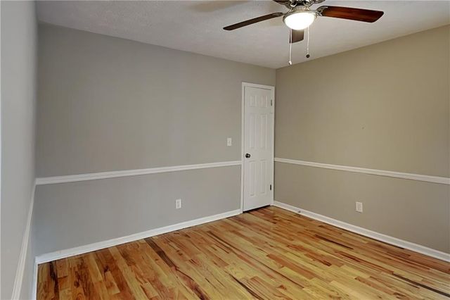 316 Pioneer Circle, Woodstock, GA 30188