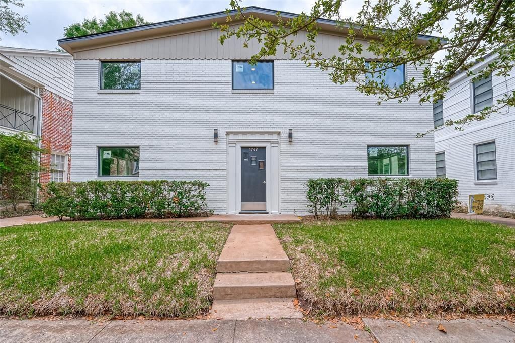 1747 Wroxton Court 2, Houston, TX 77005