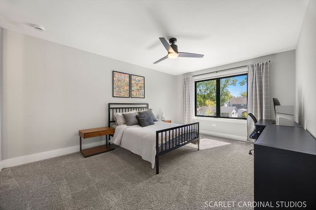 1209 N Eagle Street, Naperville, IL 60563