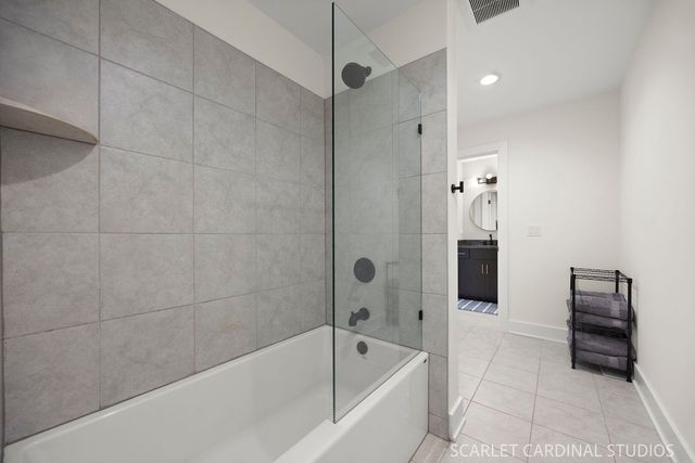 1209 N Eagle Street, Naperville, IL 60563