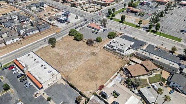 3553 E Highland, Highland, CA 92346