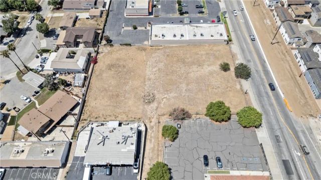3553 E Highland, Highland, CA 92346