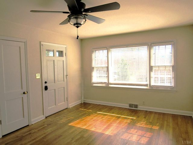 144 Maple Lane, Amherst, VA 24521