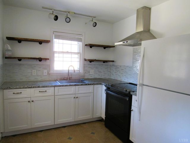 144 Maple Lane, Amherst, VA 24521