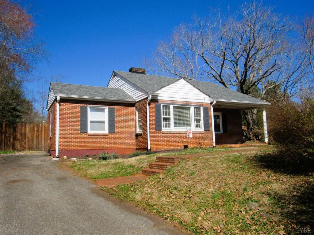 144 Maple Lane, Amherst, VA 24521