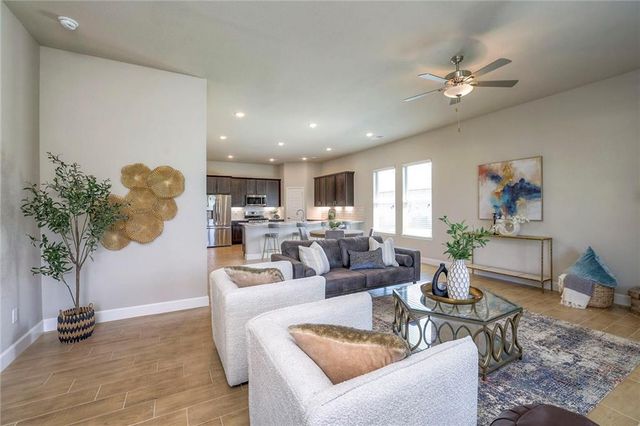 25259 W 92nd Terrace, Lenexa, KS 66227