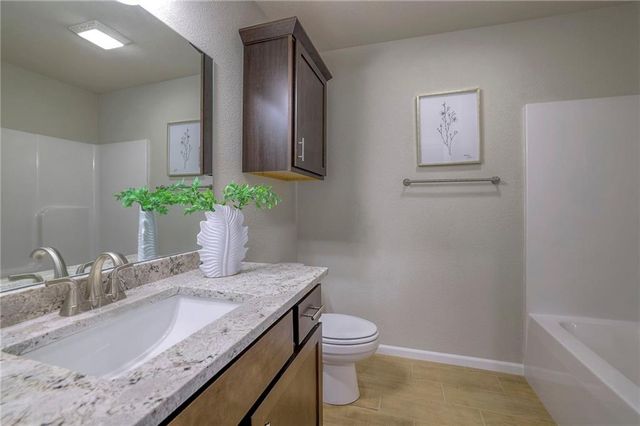 25259 W 92nd Terrace, Lenexa, KS 66227