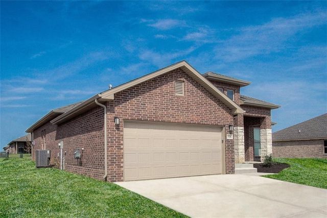 25259 W 92nd Terrace, Lenexa, KS 66227