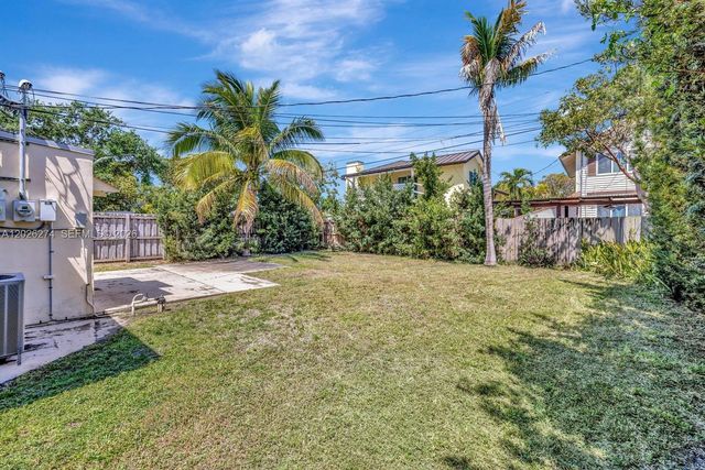 45 SE 14th St, Dania Beach, FL 33004