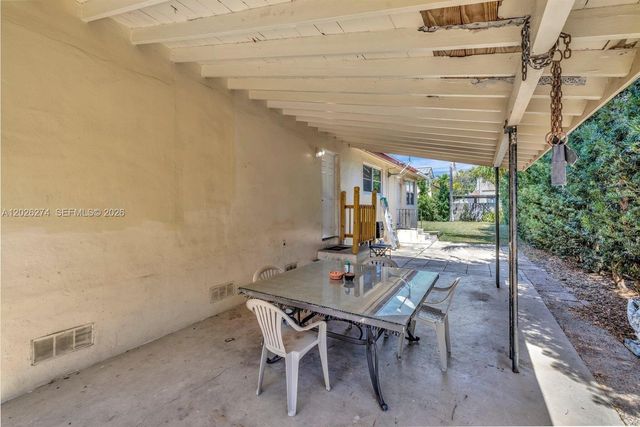 45 SE 14th St, Dania Beach, FL 33004