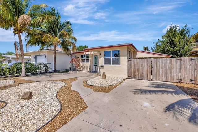 45 SE 14th St, Dania Beach, FL 33004