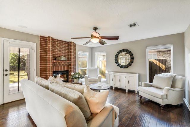 7054 River Garden Drive, Houston, TX 77095