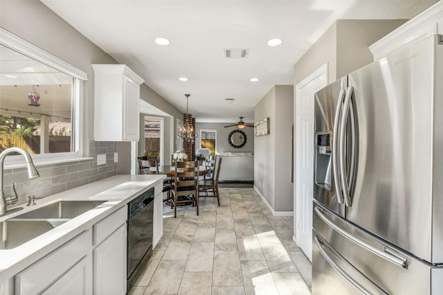 7054 River Garden Drive, Houston, TX 77095