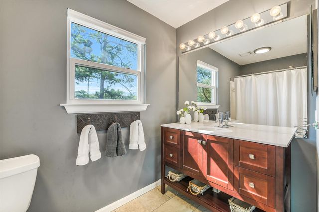 7054 River Garden Drive, Houston, TX 77095