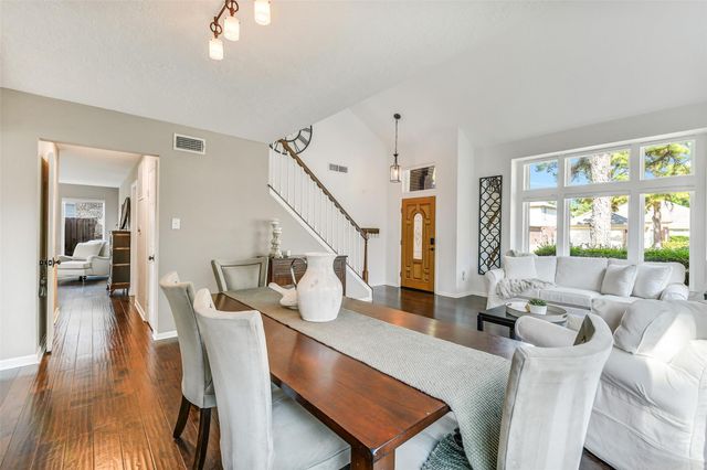 7054 River Garden Drive, Houston, TX 77095