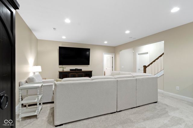 15120 Mooring Circle E, Carmel, IN 46033