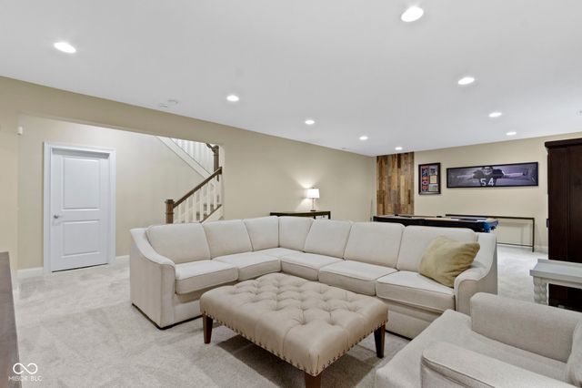 15120 Mooring Circle E, Carmel, IN 46033