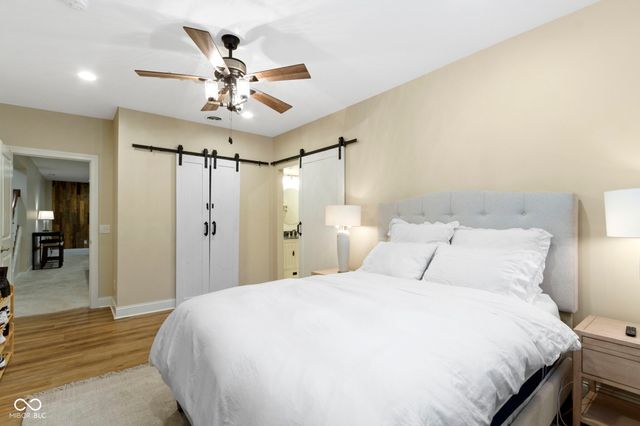 15120 Mooring Circle E, Carmel, IN 46033